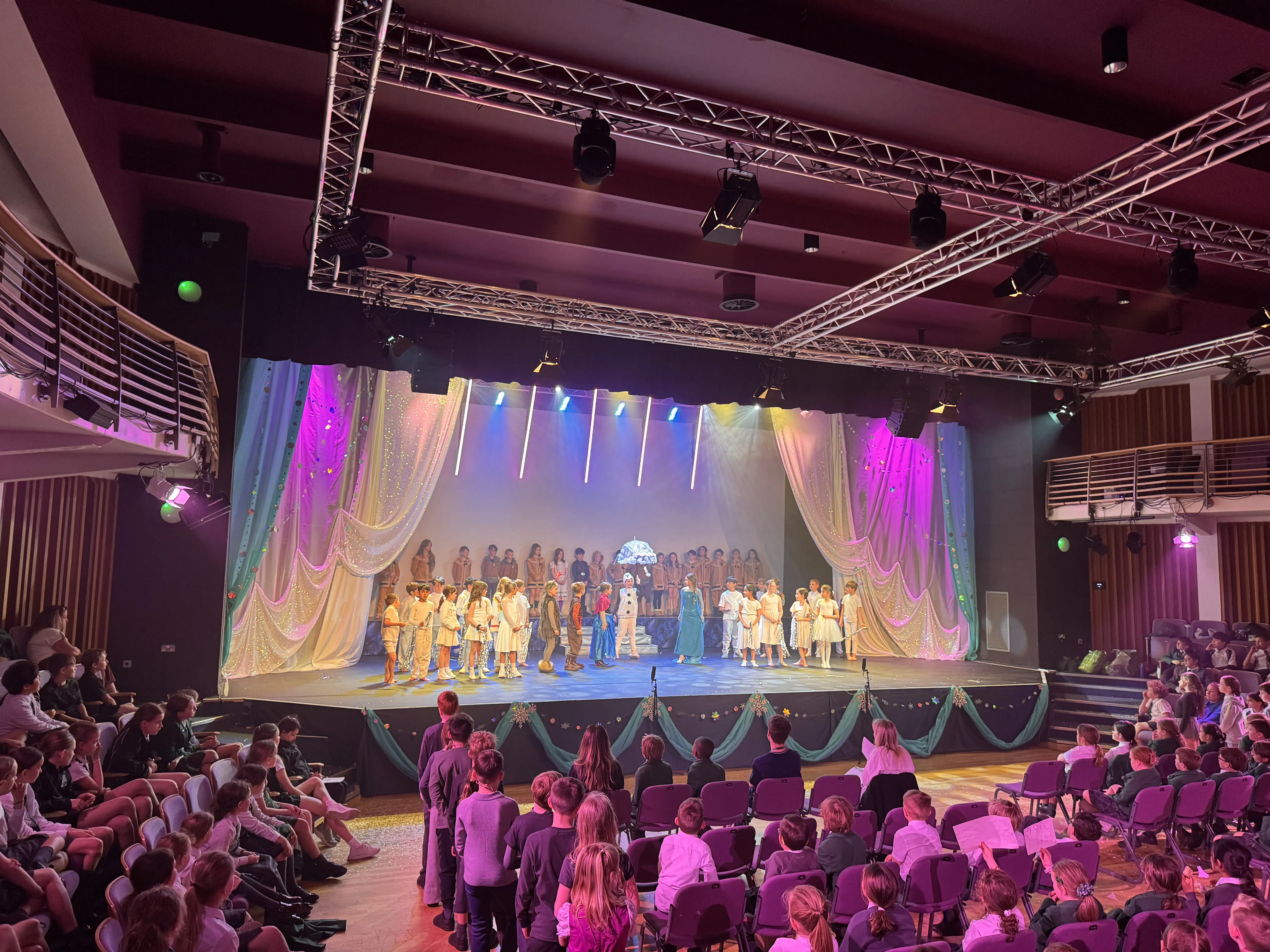 The Grange Junior School Year 4 in Frozen the musical
